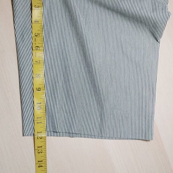AK ANN KLEIN Navy white stripes high waist coastal casual bermudas - Picture 8 of 10
